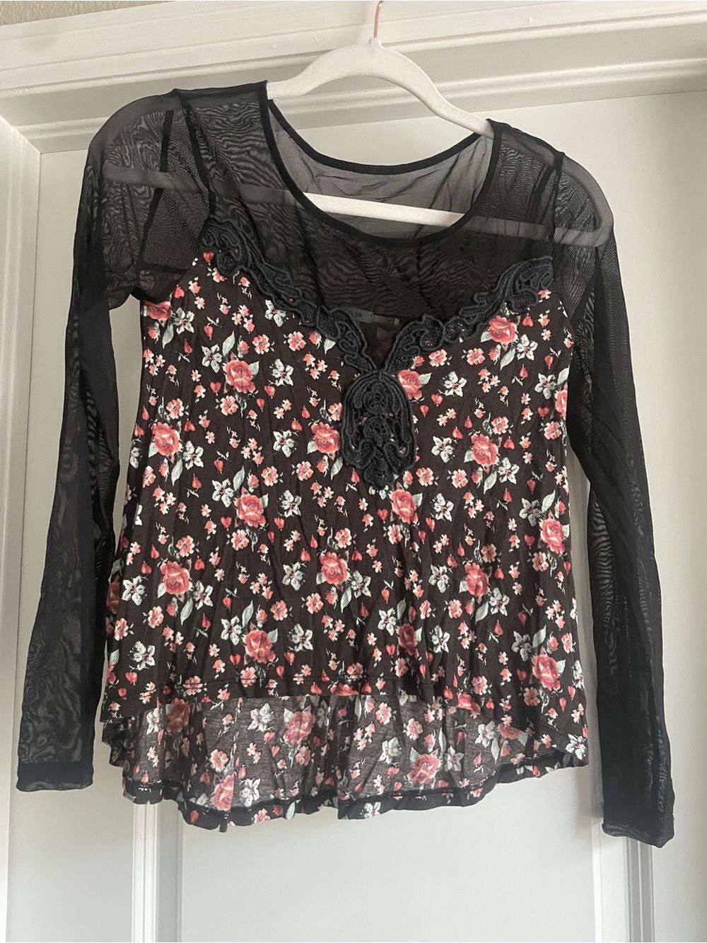 Kimchi Blue Sheer Mesh Floral Peplum Top Black Lace Trim Soft Grunge Y2K Size S